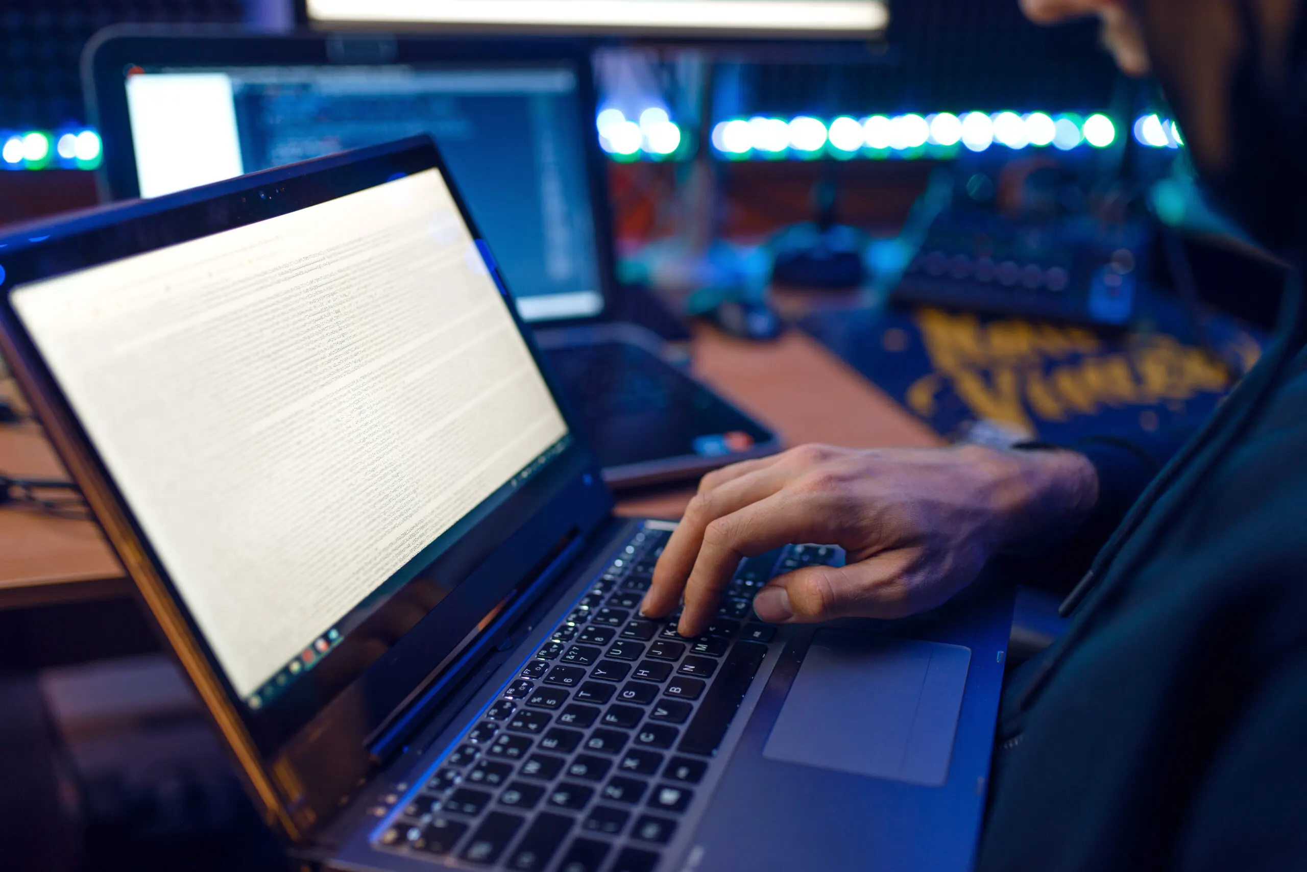data_recovery1-scaled_webP data recovery1 scaled webP ABOUT US