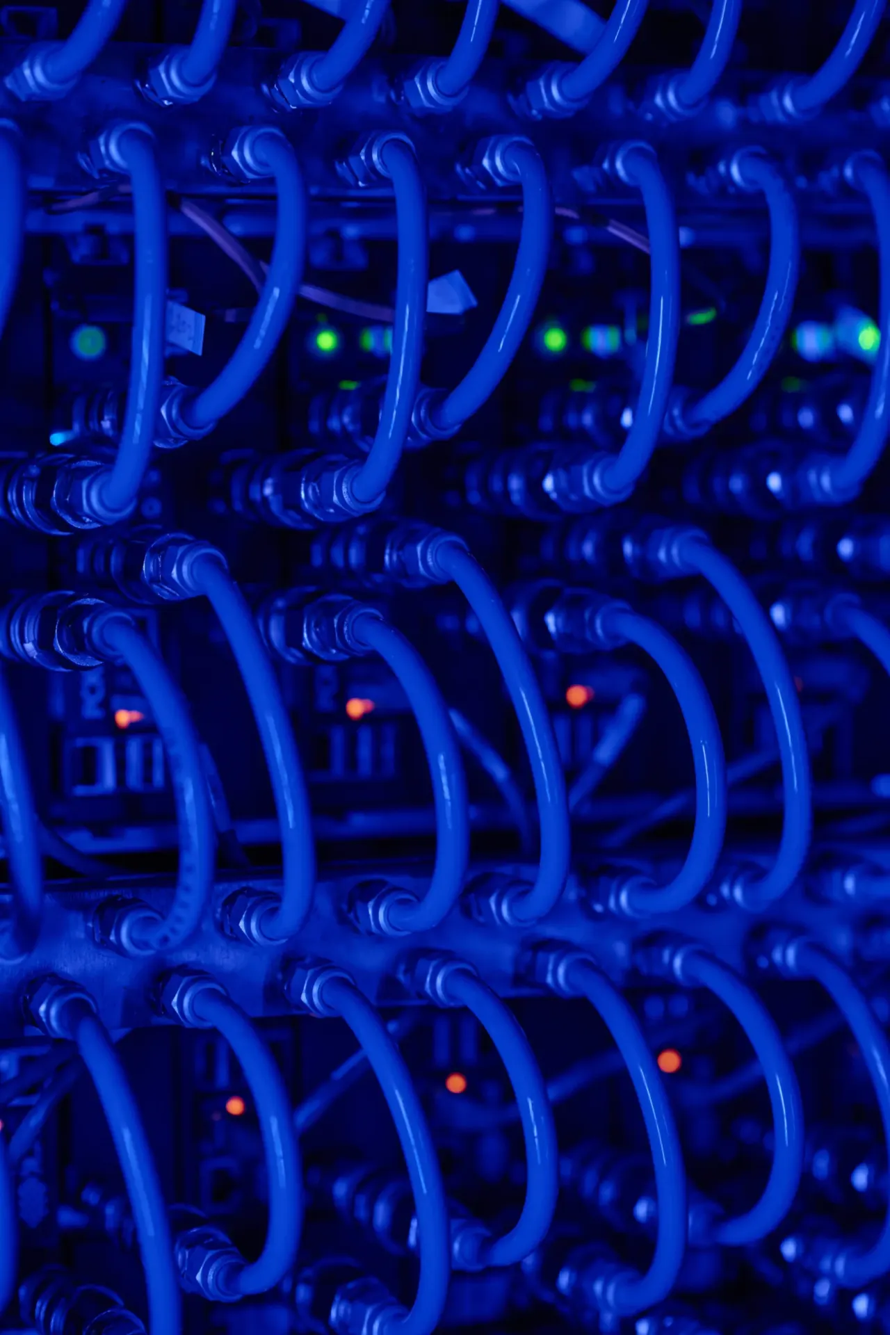 structured_cabling2-1280x1920_webP structured-cabling